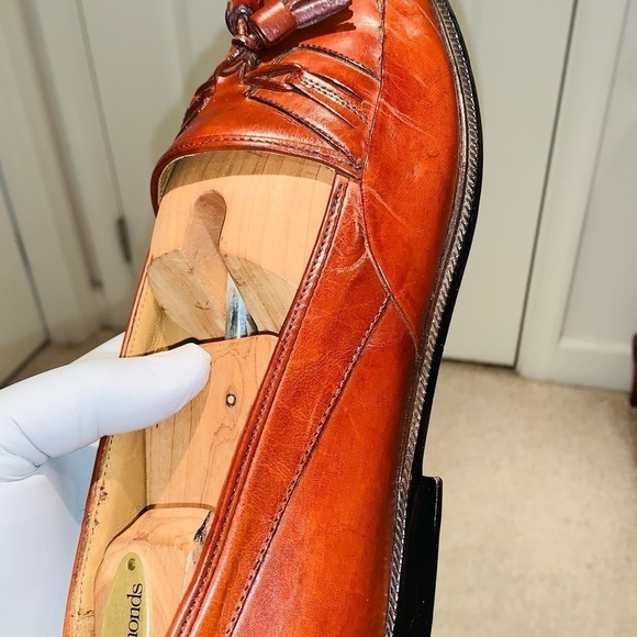Cable & Company Italian Leather Tassel Loafers. - Picture 7 of 14